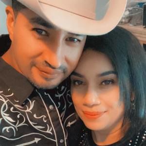 Meet your Posher, Alma